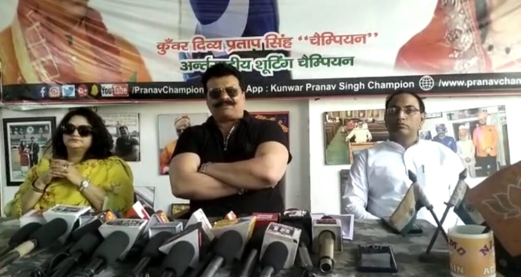 पूर्व विधायक प्रणव सिंह चैंपियन ने पत्रकार वार्ता कर खानपुर विधायक उमेश कुमार पर जमकर साधा निशाना - देखे पूरी ख़बर 1 IMG-20230601-WA0024