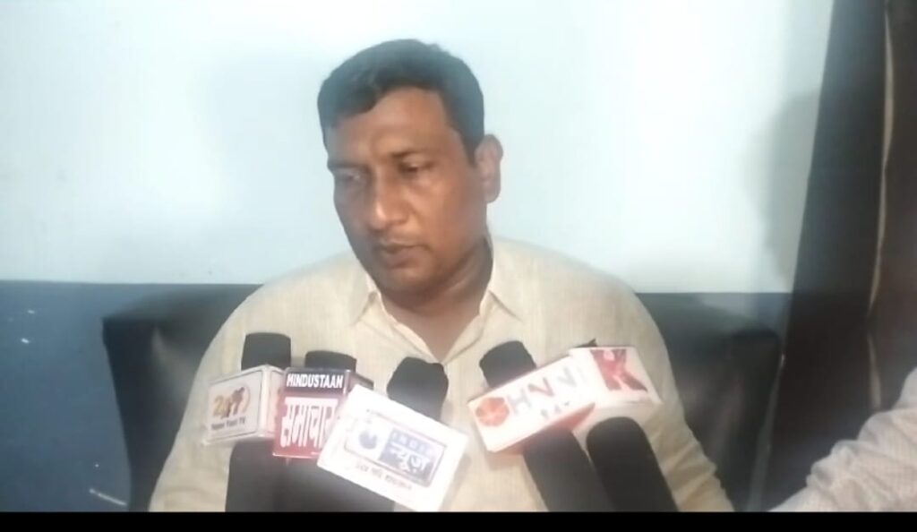 किशनपुर जमालपुर ग्राम प्रधान के शैक्षिक प्रमाणपत्रों का मामला हुआ निस्तारित,जाँच में सही पाए गए दस्तावेज 1 IMG-20230823-WA0028