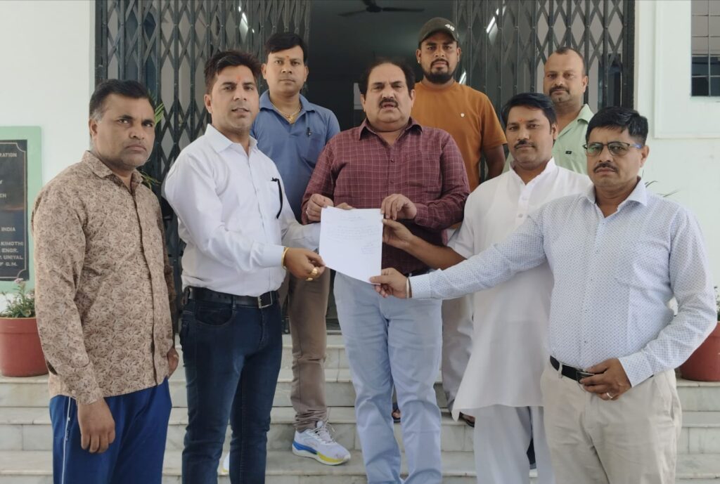 हरिद्वार में लो प्रेशर पानी की व्यवस्था सुधारी जाए - सुनील सेठी। 1 IMG-20240611-WA0045