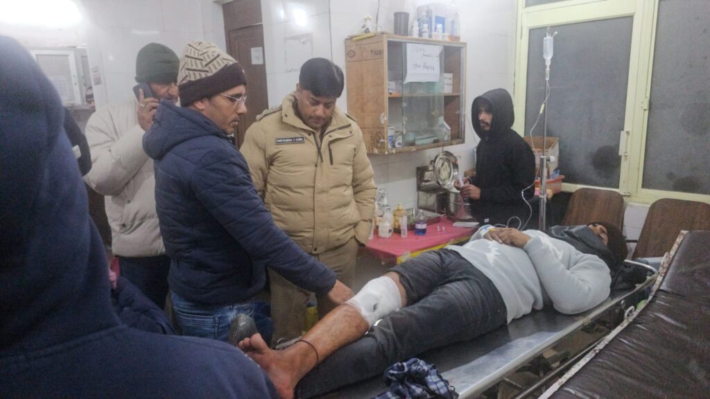 देर रात पुलिस और बदमाशों के बीच मुठभेड़, एक घायल, दूसरा फरार 1 IMG-20250116-WA0013