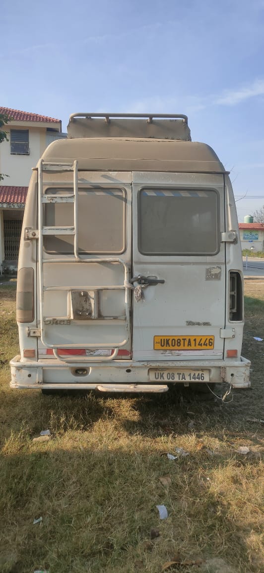 हरिद्वार जनपद के ग्रामीण क्षेत्रों में चला चेकिंग अभियान, दो बसें सीज 1 IMG-20250207-WA0065