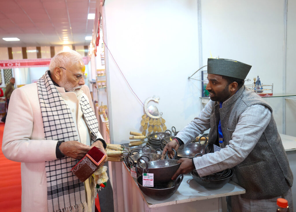पर्यटन क्षेत्र में विविधता लाना, इसे बारहमासी बनाना, उत्तराखंड के लिए बहुत महत्वपूर्ण है: प्रधानमंत्री 1 PM004