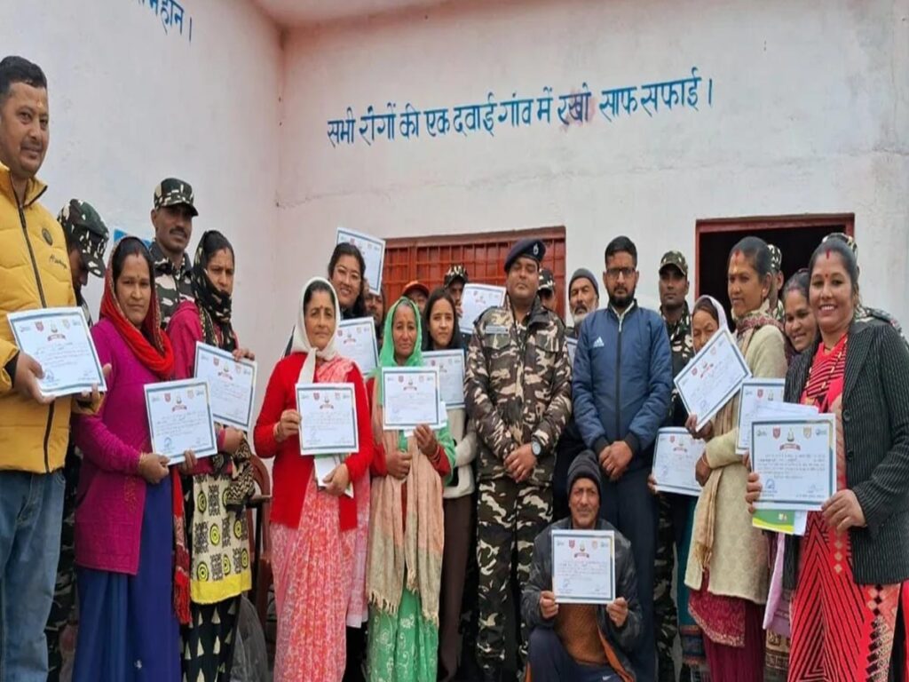 मशरुम उत्पाद प्रशिक्षण संपन्न 1 26 (2)