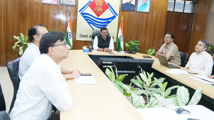 प्रदेश के हाईवे पर सरकार की नजर, मुख्य सचिव ने की समीक्षा बैठक 1 30- (3)