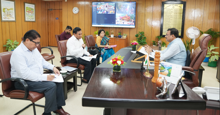 अस्पतालों की व्यवस्था सुधारने को लेकर मुख्य सचिव की स्वास्थ्य अधिकारियों संग बैठक 1 Screenshot 2025-08-02 111059