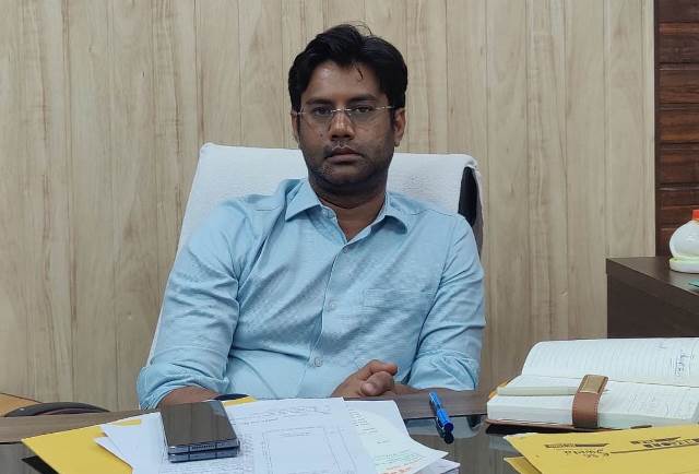 ias nandan kumar
