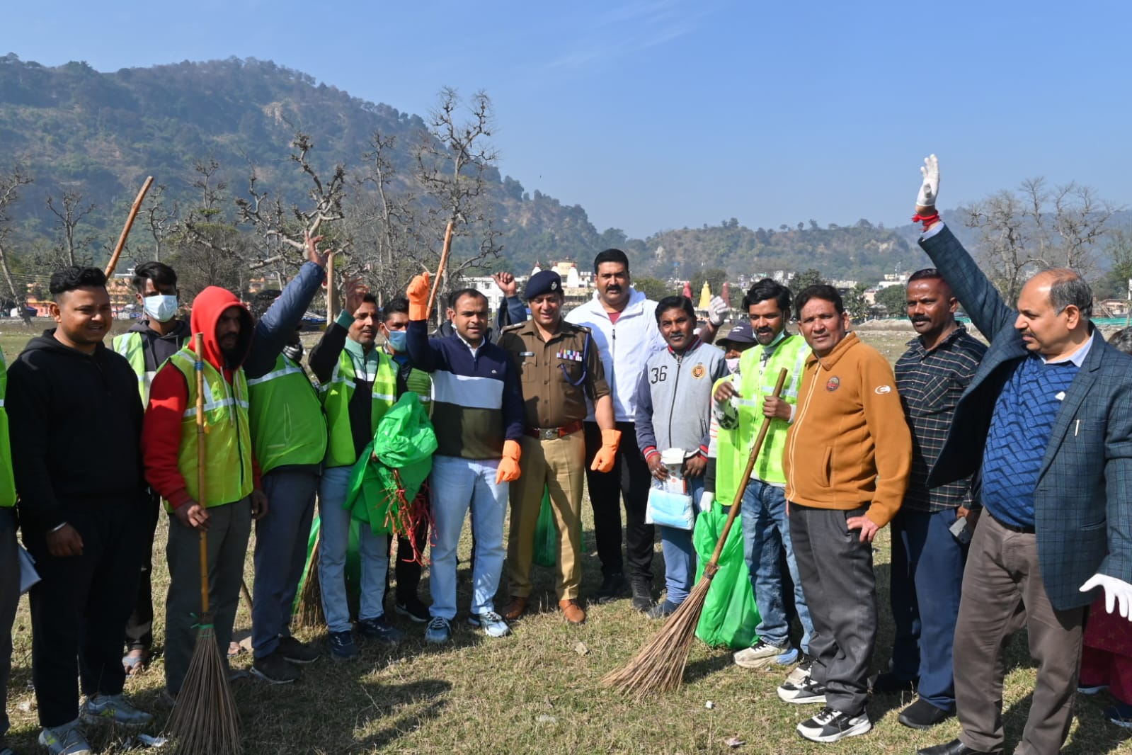 मयूर दीक्षित के निर्देशन में एक दिन एक घंटा