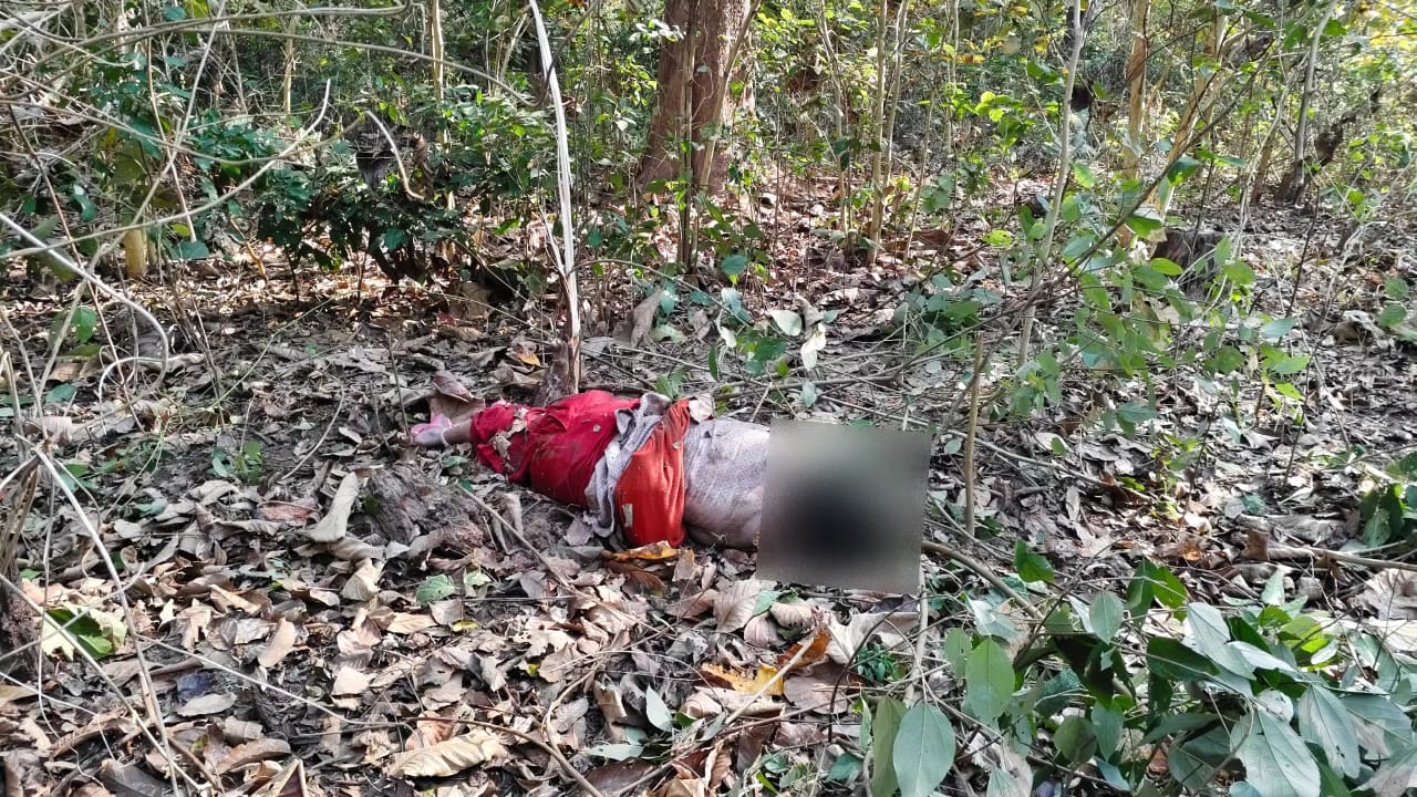 कुंदन कुमार ने मृतक के परीजनों को दी मुआवजे