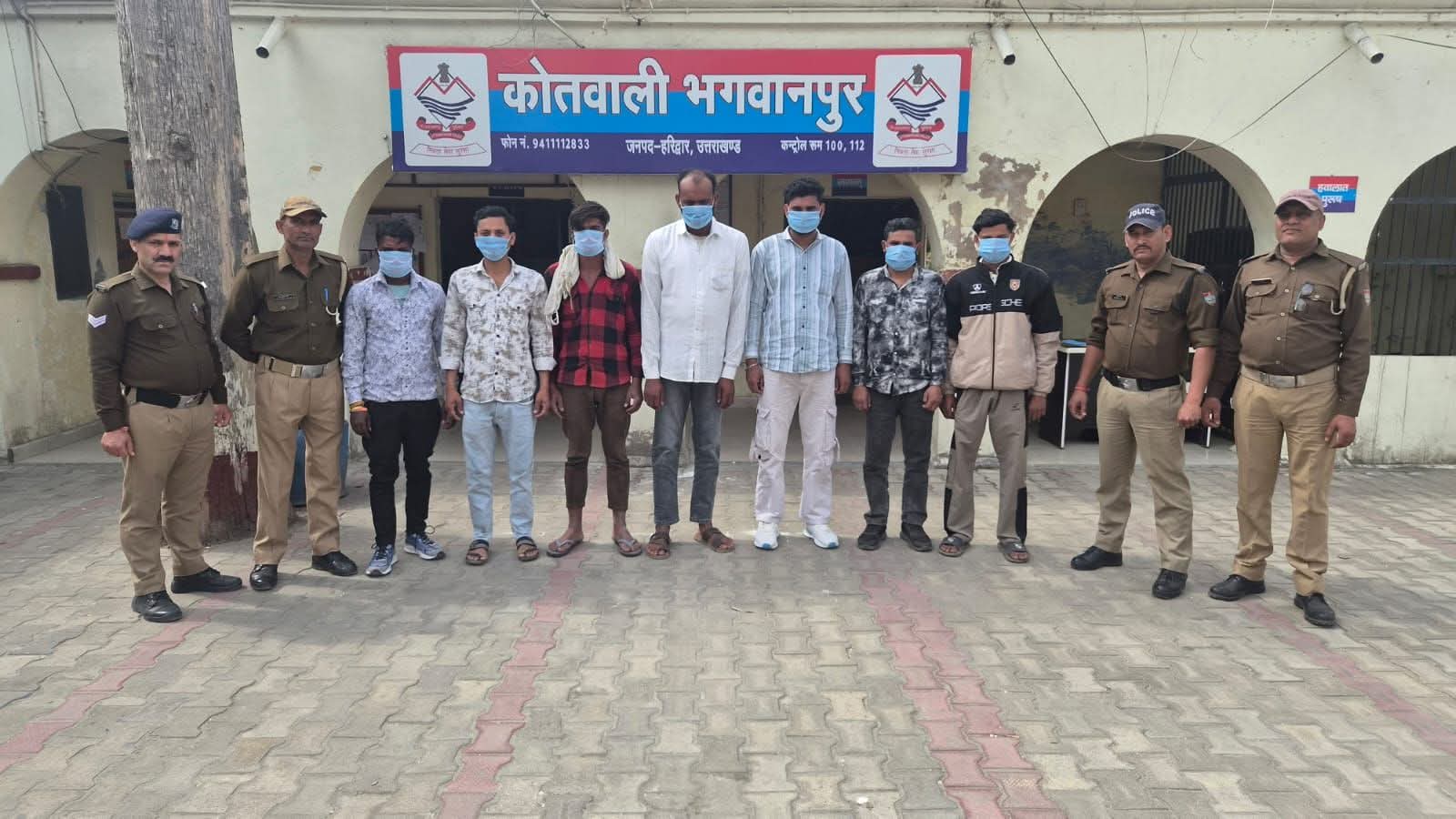 हाथी पकड़ कुल सात आरोपी दबोचेगौवंश सकुशल बरामद