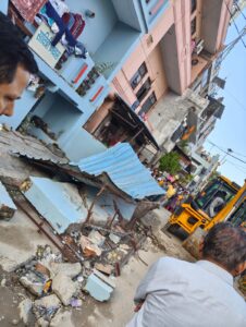 1775672305 828 हरिद्वार में नगर निगम का विशेष अतिक्रमण अभियान कई अवैध