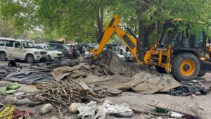 1775916190 632 लगातार पाँचवें दिन भी जारी रहा नगर निगम का अतिक्रमण