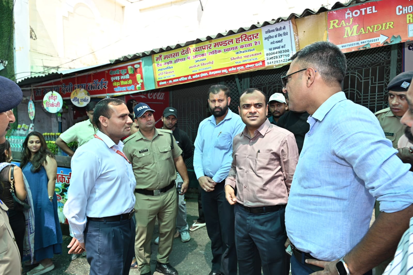 रोडमां मनसा देवी उड़न खटोला आधी क्षेत्र का जिलाधिकारी