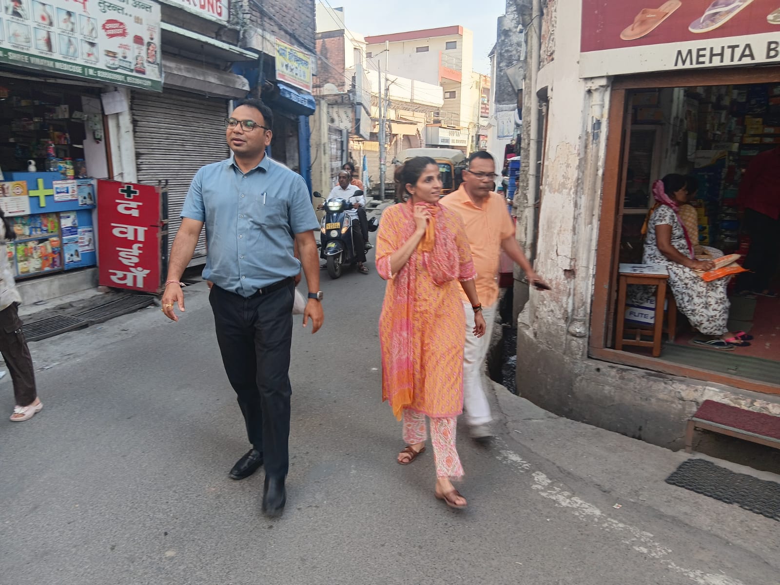 क्षेत्र को संवारने और यातायात प्रबंधन की चुनौतियों के