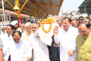 पूर्व मुख्यमंत्री/मेजर जनरल (सेवानिवृत्त) भुवन चंद्र खंडूड़ी की अंतिम यात्रा में उमड़ा जनसैलाब 3 1779274291 709 पूर्व मुख्यमंत्रीमेजर जनरल सेवानिवृत्त भुवन चंद्र खंडूड़ी की अंतिम यात्रा