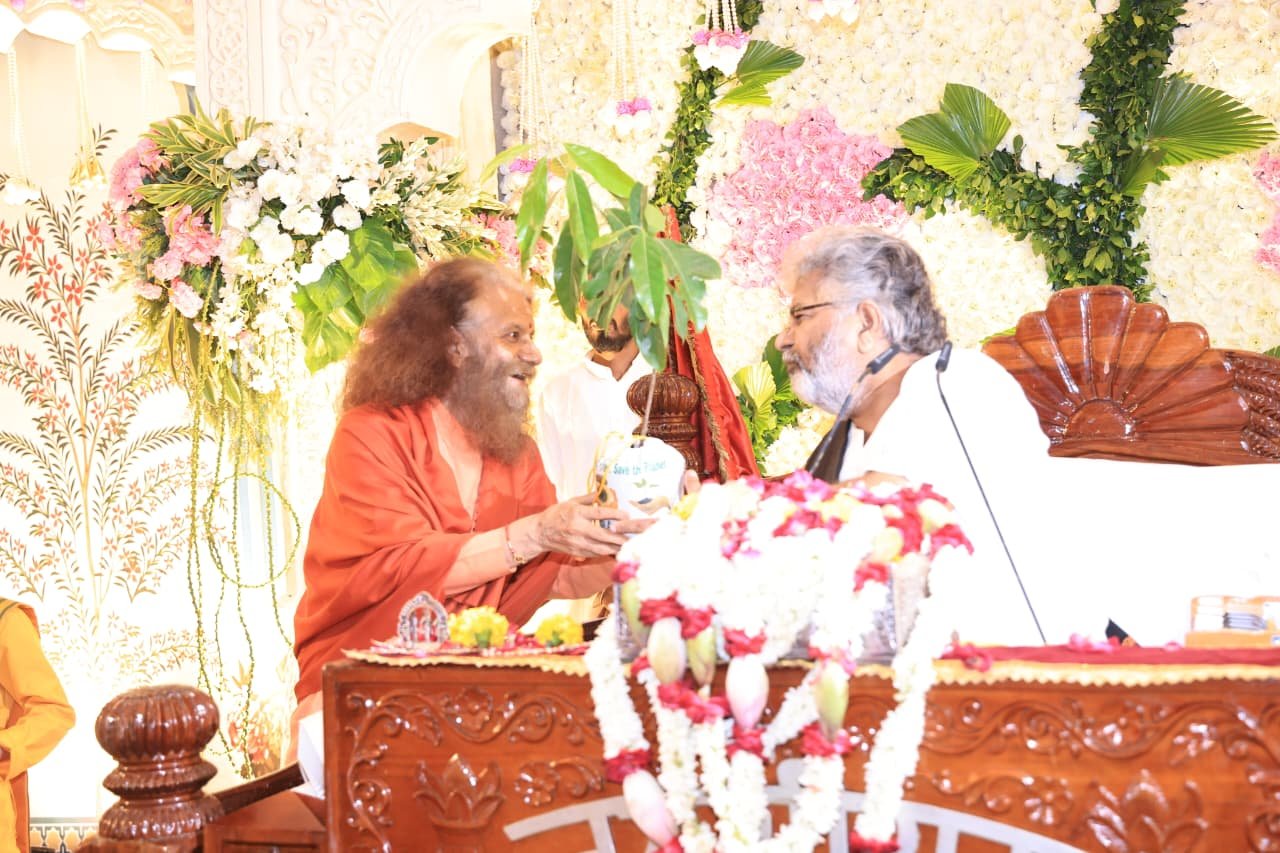 1786284486 86 मानस कथाव्यास संत श्री मुरलीधर जी की अमृतमयी ज्ञानधारा में
