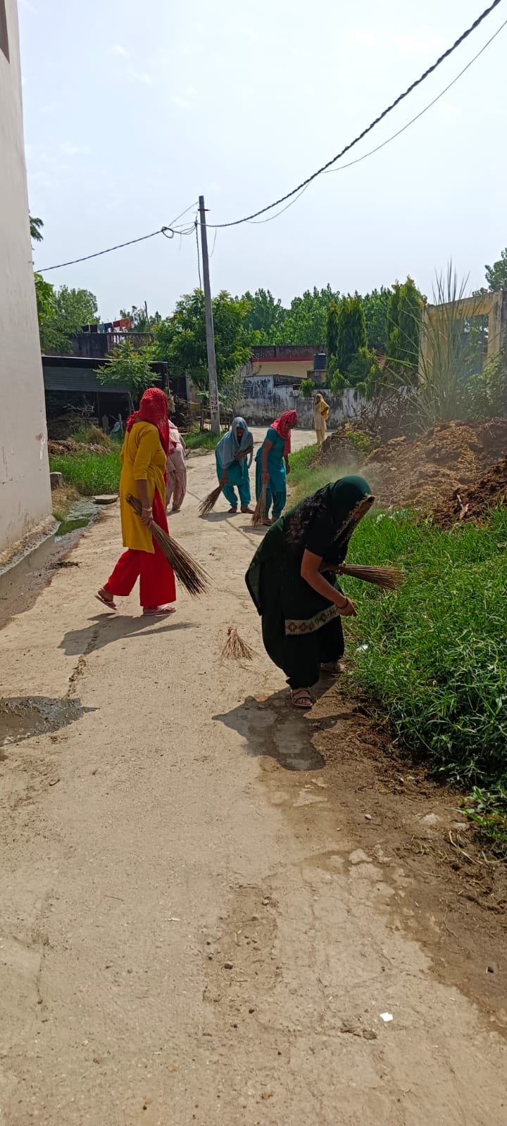 1786288224 480 जनपद में विभिन्न स्कूलों एवं विकास खंडों की ग्राम पंचायतों