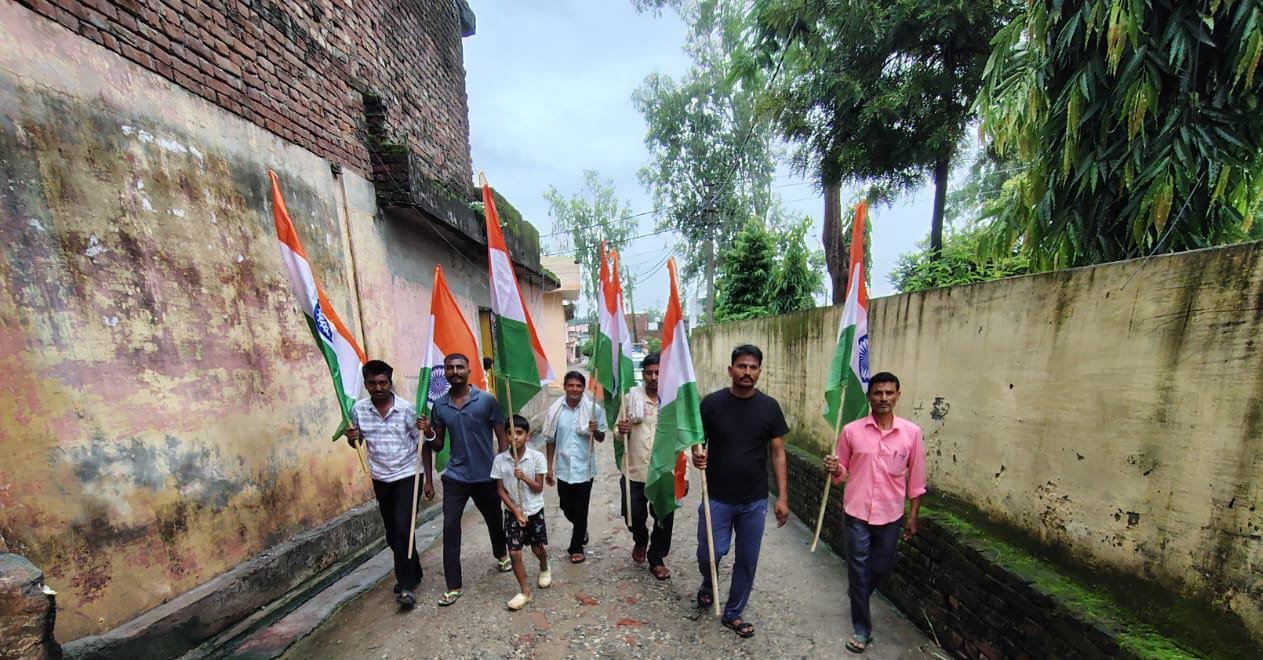 1786363510 115 हर घर तिरंगा कार्यक्रम के अंतर्गत विभिन्न स्कूलों में आयोजित