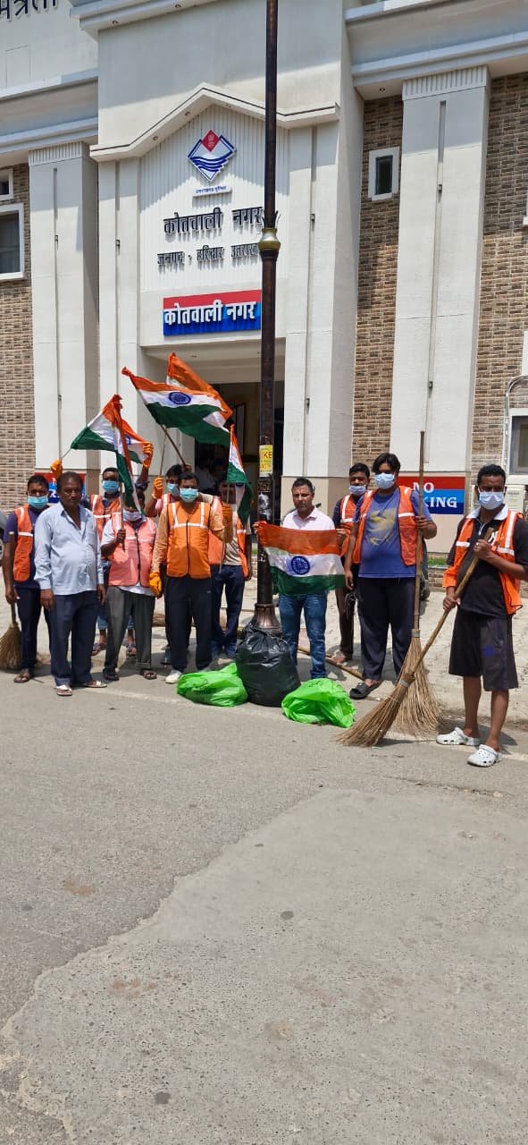 1786620681 184 कांवड़ मेले के सफलतापूर्वक संपन्न होने के उपरांत फैले कूड़े कचरे