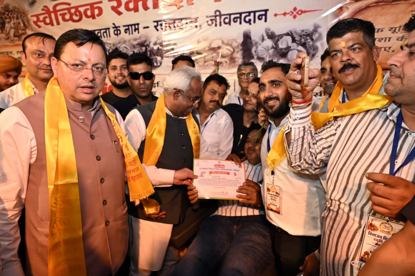 विभाजन विभीषिका स्मृति दिवस पर शहीदों को नमन, सीएम धामी बोले—यह दिन लाखों परिवारों के दर्द और बलिदान को याद करने का अवसर 3 1786717329 314 विभाजन विभीषिका स्मृति दिवस पर शहीदों को नमन सीएम धामी