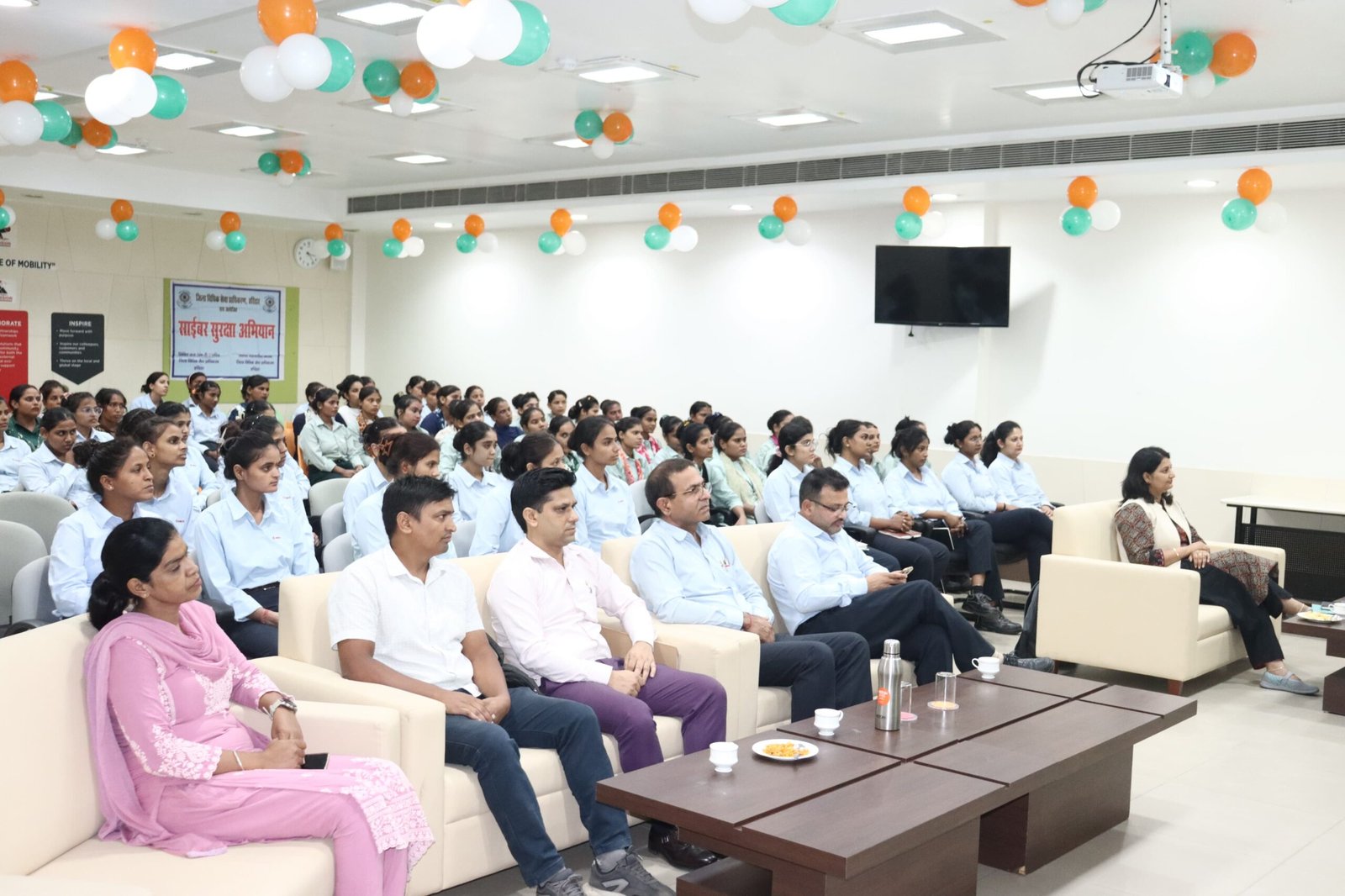 1786721806 506 हीरो मोटोकॉर्प सिडकुल में साइबर अपराध एवं कानूनी प्रक्रिया को