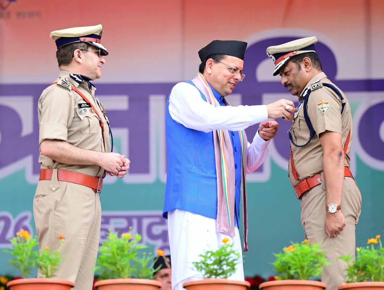 1786804947 771 स्वतंत्रता दिवस पर मुख्यमंत्री श्री पुष्कर सिंह धामी ने परेड