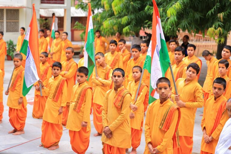 1786807547_80वें-स्वतंत्रता-दिवस-पर-राष्ट्र-को-परमार्थ-निकेतन-की-मंगलकामनाएँ.jpeg