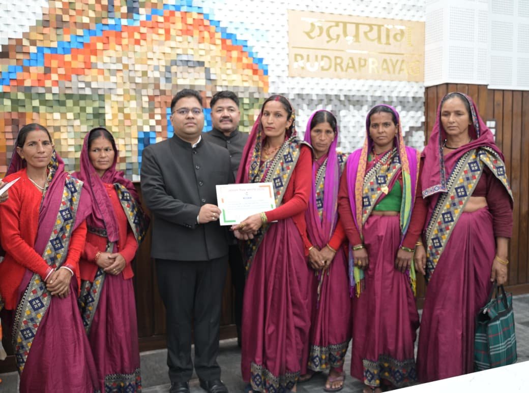 1786811265 57 जनपद रुद्रप्रयाग में हर्षौल्लास से मनाया गया 80वां स्वतंत्रता दिवस