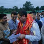 1786895367_310_मुख्यमंत्री-पुष्कर-सिंह-धामी-ने-सुनीं-जनसमस्याएं-अधिकारियों-को-त्वरित.jpeg