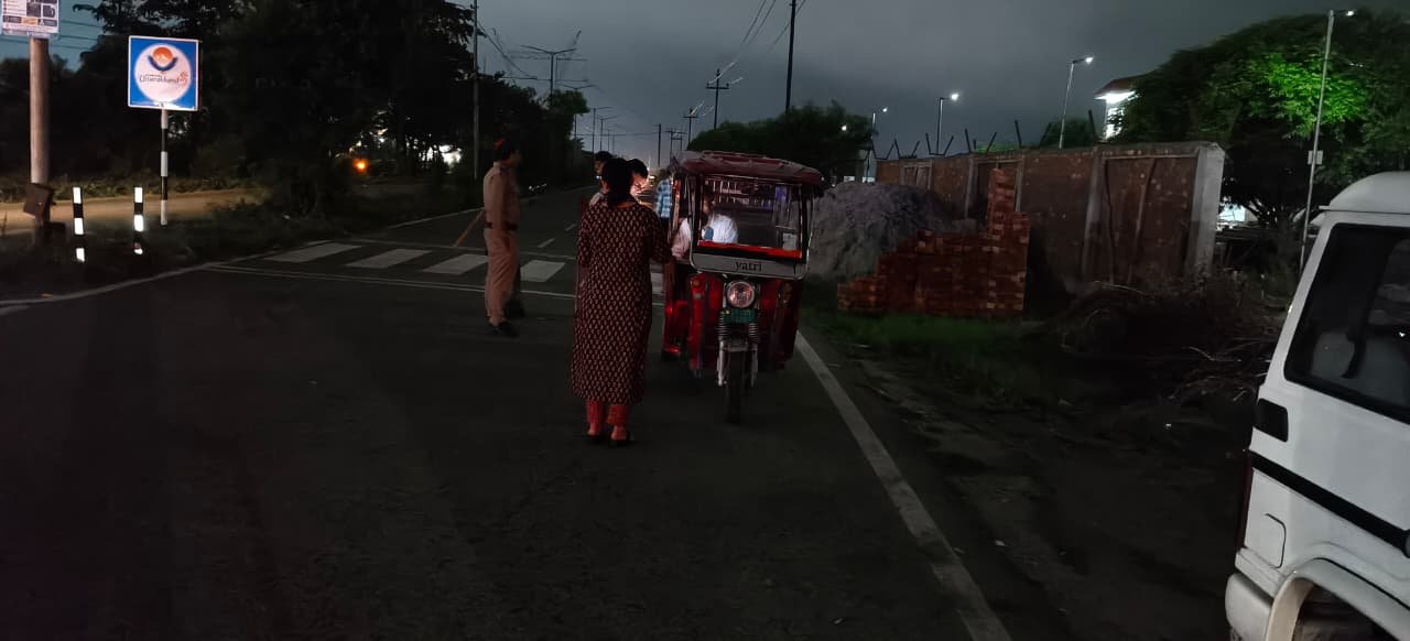 1787294488 30 परिवहन विभाग का सघन रात्रिकालीन चेकिंग अभियान चार प्रवर्तन दलों
