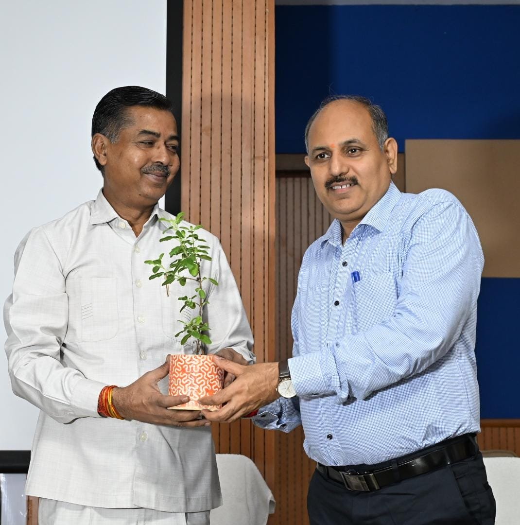 1787310742 204 मुख्यमंत्री पुस्कार सिंह धामी ने किए उद्यमशाला योजना चौपाल 2026