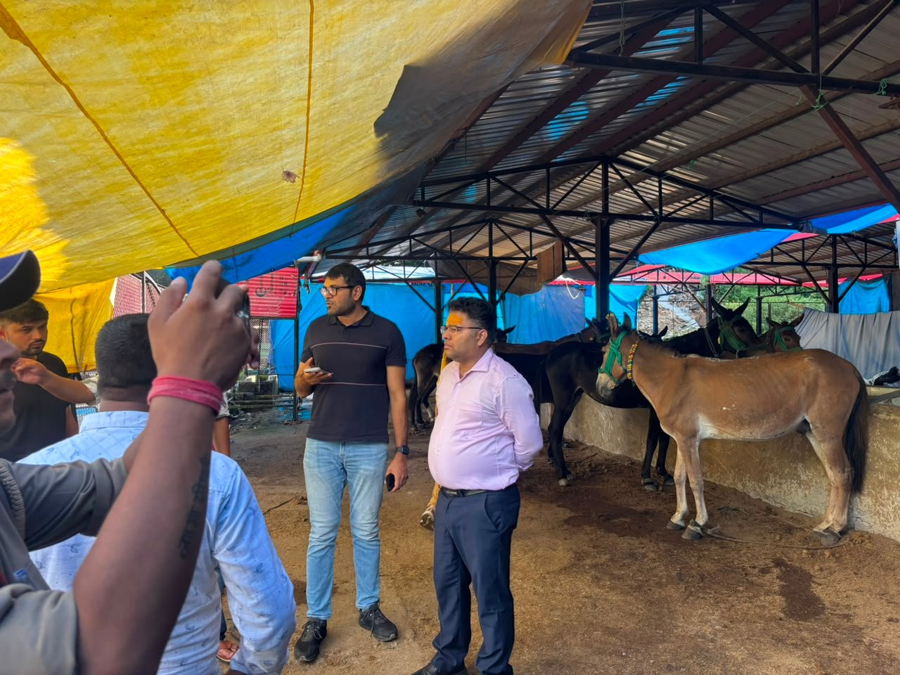1787322435 991 त्रियुगीनारायण क्षेत्र के विकास को लेकर जिलाधिकारी ने किया स्थलीय