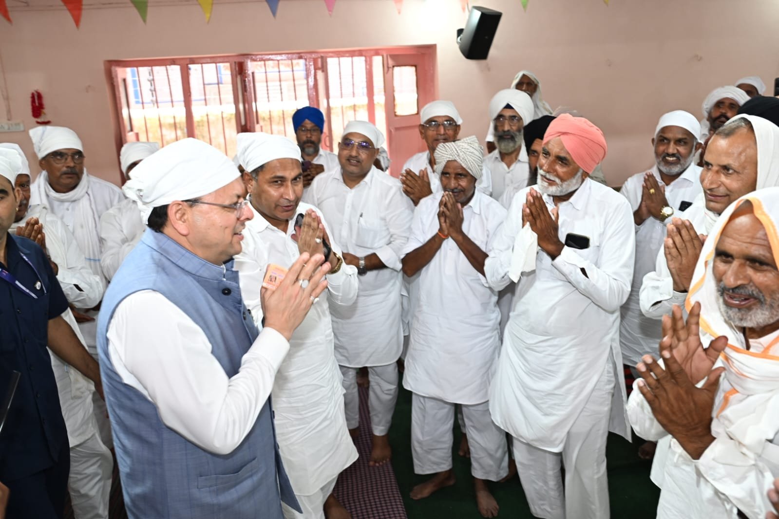 संत समाज का मार्गदर्शन धर्म, संस्कृति और राष्ट्र निर्माण की प्रेरणा : मुख्यमंत्री 16 1787407861 162 संत समाज का मार्गदर्शन धर्म संस्कृति और राष्ट्र निर्माण की