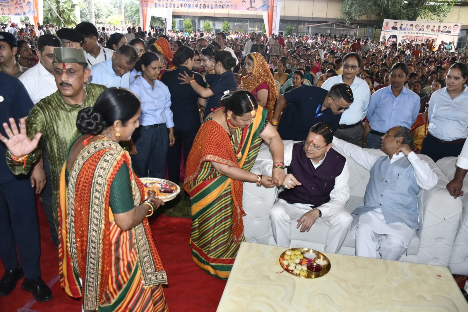 1787496666 271 रक्षाबंधन पर मातृशक्ति के सम्मान और सशक्तिकरण का मुख्यमंत्री धामी
