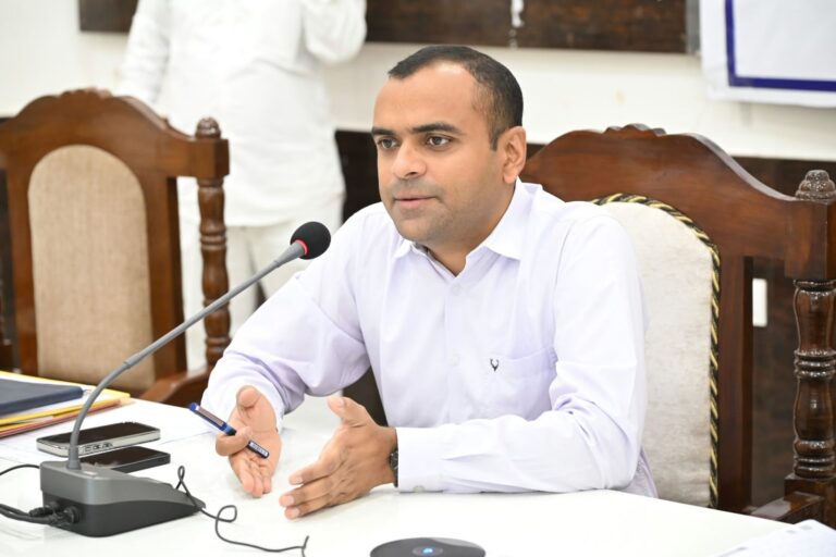 1787567761_451_जनपद-वासियों-की-समस्याओं-को-त्वरित-निस्तारण-के-उदेश्य-से.jpeg