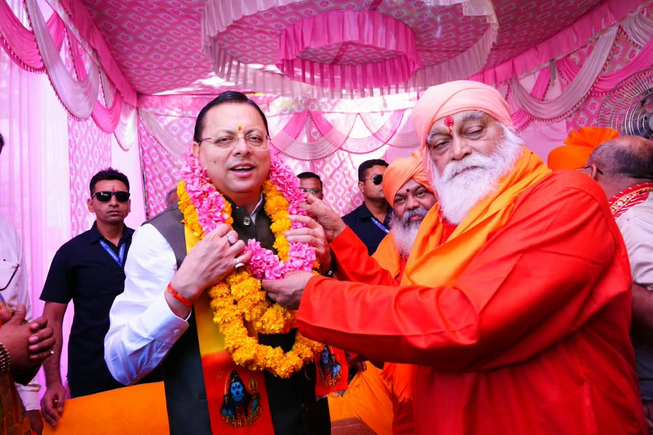 1787757382 344 टपकेश्वर महादेव की भव्य शोभायात्रा में शामिल हुए मुख्यमंत्री श्री