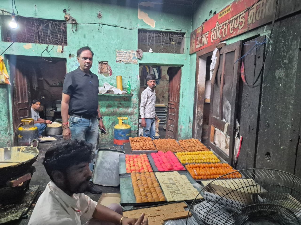 1787838973 184 रक्षा बंधन एवं जन्माष्टमी पर्व के दृष्टिगत जनपदभर में खाद्य