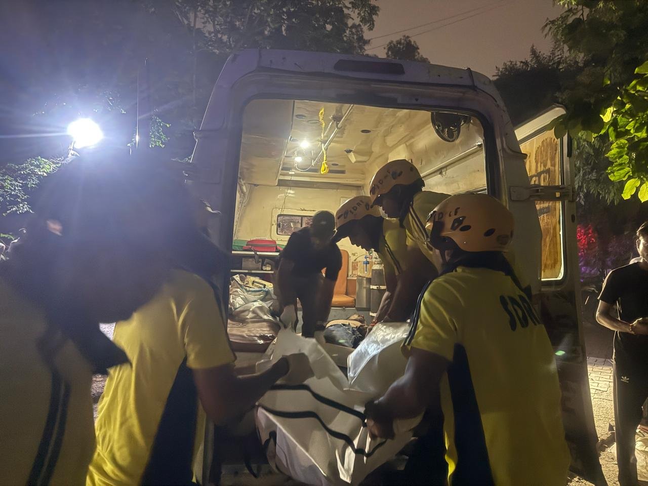 1787966556 11 भद्रकाली मोड पर बस अनियंत्रित होकर पलटी 2 की मौत