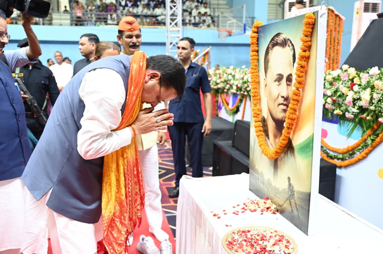 मुख्यमंत्री ने राष्ट्रीय खेल दिवस पर उत्तराखण्ड राज्य क्रीड़ा विश्वविद्यालय के प्रथम चरण के निर्माण कार्यों का किया शिलान्यास 3 1788016405 274 मुख्यमंत्री ने राष्ट्रीय खेल दिवस पर उत्तराखण्ड राज्य क्रीड़ा विश्वविद्यालय