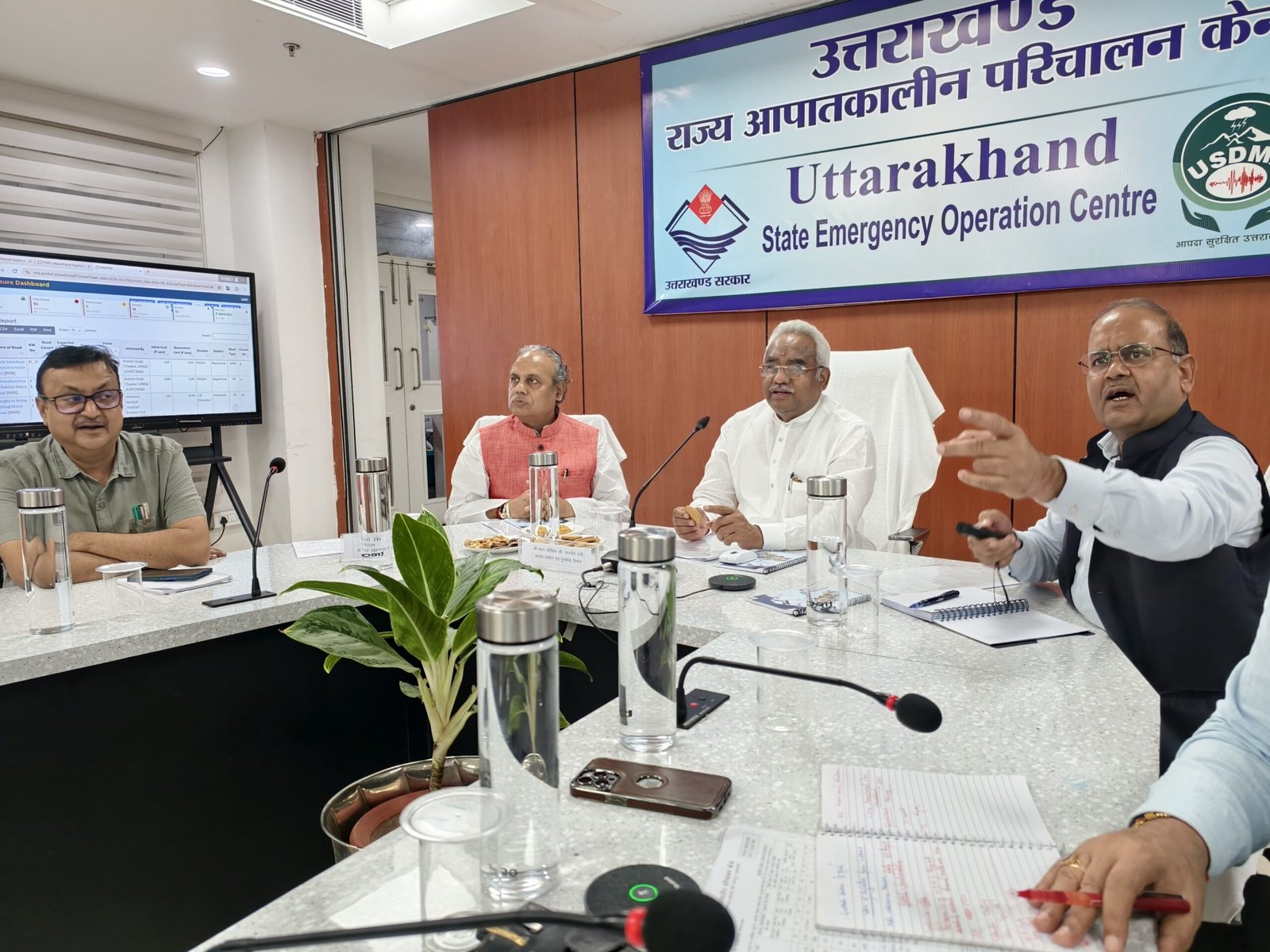 1788102864 868 ग्लेशियर झीलों की निगरानी के लिए अत्याधुनिक तकनीक अपनाई जाएगीः