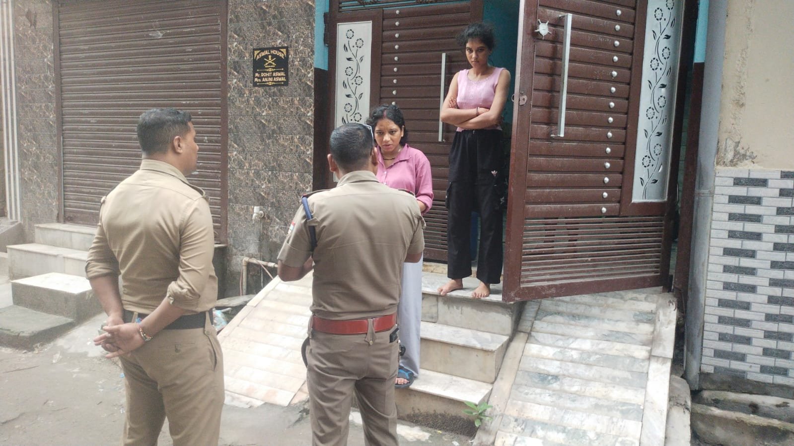 1788104251 573 संदिग्ध किरदारों पर है पुलिस की नजर हरिद्वार पुलिस का