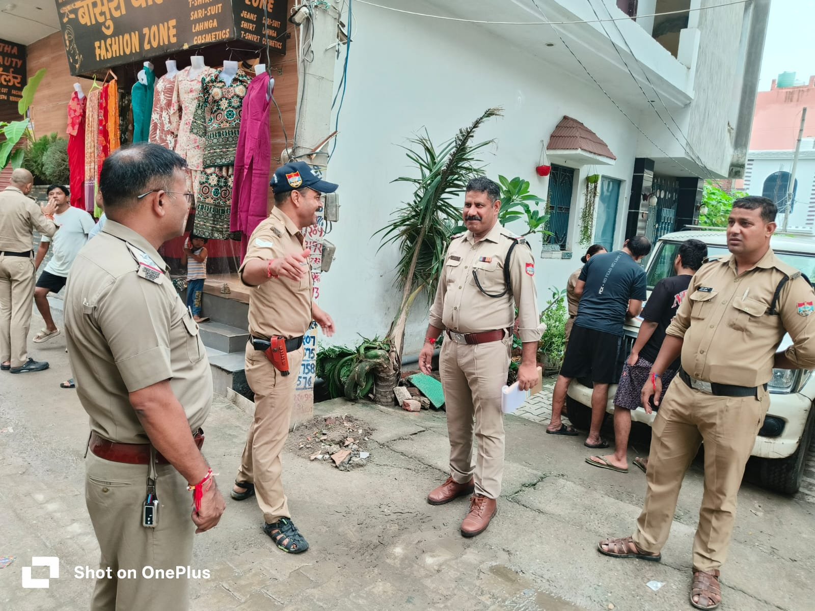 1788104252 726 संदिग्ध किरदारों पर है पुलिस की नजर हरिद्वार पुलिस का
