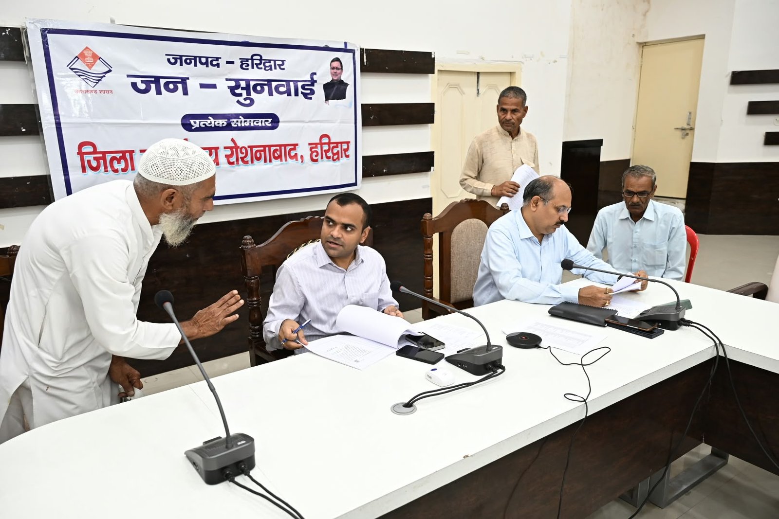 1788160605 474 जनपद वासियों की समस्याओं को त्वरित निस्तारण के उदेश्य से