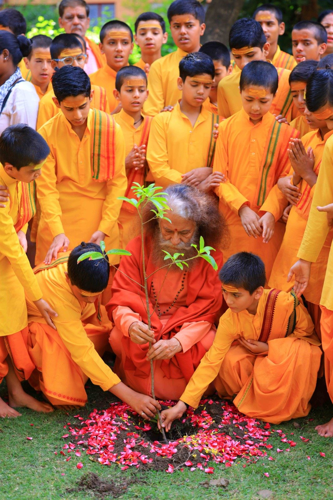 तीज – प्रकृति नारी शक्ति और शिव पार्वती के दिव्य संगम