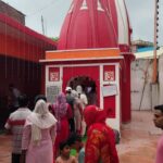 के-शिव-मंदिरों-में-लगी-भारी-भीड़-पुलिस-द्वारा.jpeg