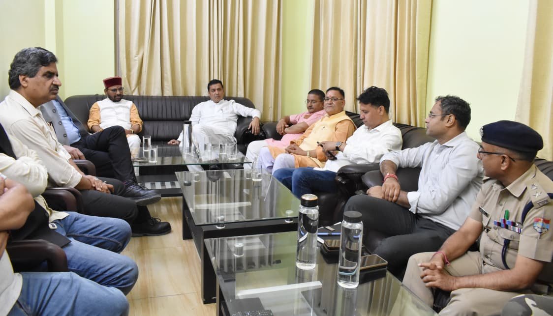 गढ़वाल सांसद अनिल बलूनी ने किया टीएचडीसी टनल का निरीक्षण 2 सांसद अनिल बलूनी ने किया टीएचडीसी टनल का निरीक्षण