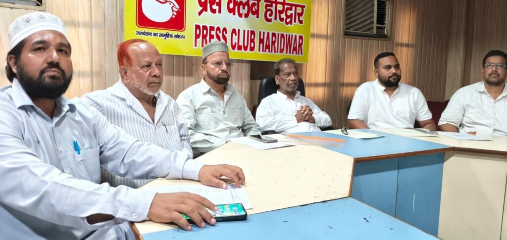 गुलामाने-मुस्तफा-सोसाइटी-के-संयोजन-में-धूमधाम-से-मनाया.jpg