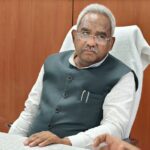 टनल-हादसा-मा0-मंत्री-ने-एसईओसी-पहुंचकर-राहत-एवं-बचाव.jpeg
