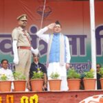 दिवस-पर-मुख्यमंत्री-श्री-पुष्कर-सिंह-धामी-ने-परेड.jpeg