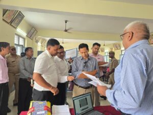 दीपक-रावत-ने-किया-SIR-कार्यों-का-स्थलीय-निरीक्षण.jpeg
