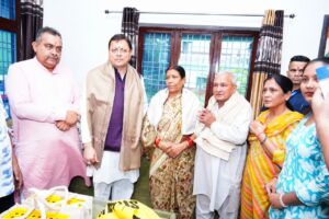 धामी-ने-15-अगस्त-की-पूर्व-संध्या-पर-शहीद.jpeg